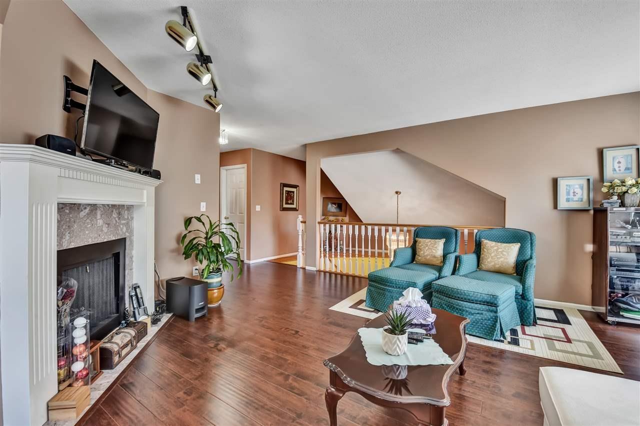 9256 152 Street, Surrey, British Columbia  V3R 4G2 - Photo 5 - R3148936