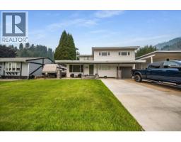 1021 Regan Crescent, Trail, British Columbia