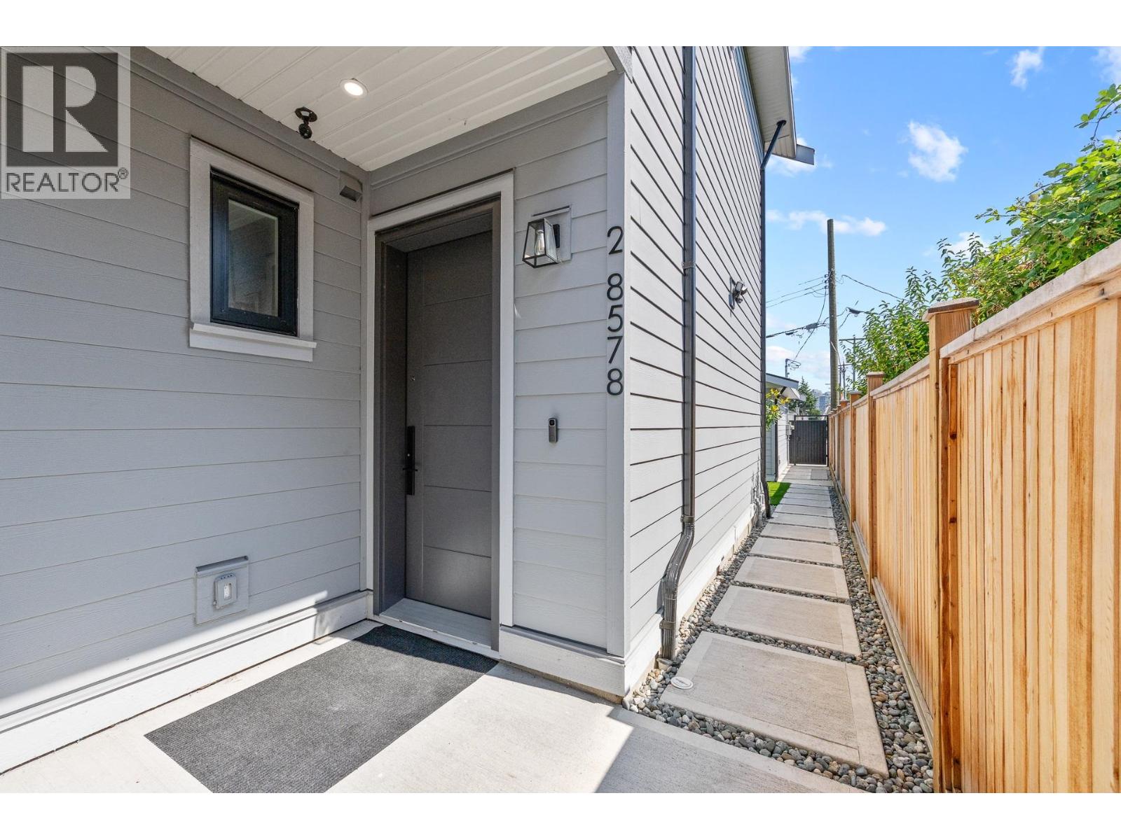 2 8578 CARTIER STREET, Vancouver, British Columbia