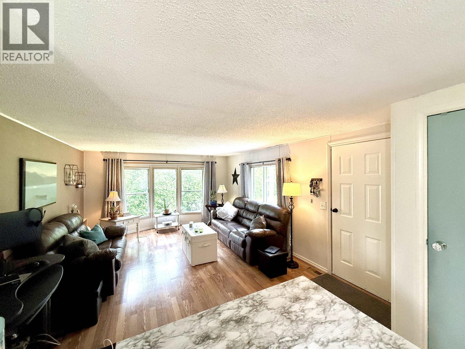 2136 Evasko Road, Prince George, British Columbia  V2N 6T7 - Photo 5 - R3155650