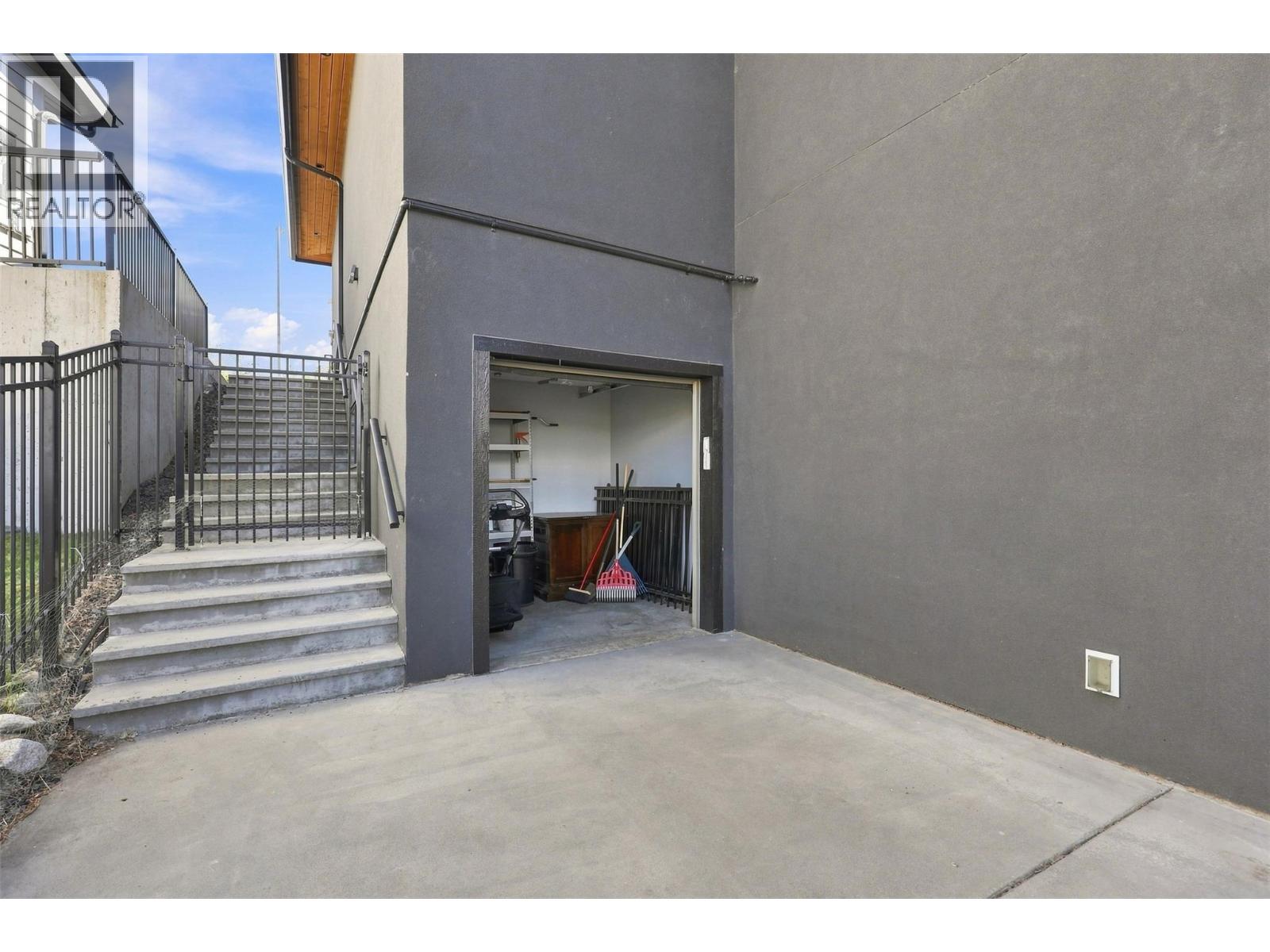 1798 Galore Place, Kamloops, British Columbia  V2E 0A7 - Photo 86 - 10397767