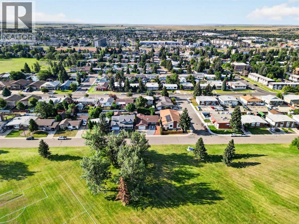3606 Spruce Drive S, Lethbridge, Alberta  T1K 4P6 - Photo 7 - A2336858