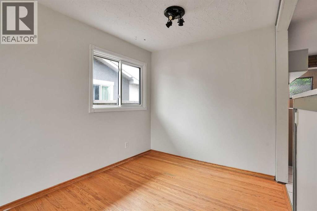 5404 Valentine Crescent SE, Calgary, Alberta  T2A 2K6 - Photo 11 - A2335034