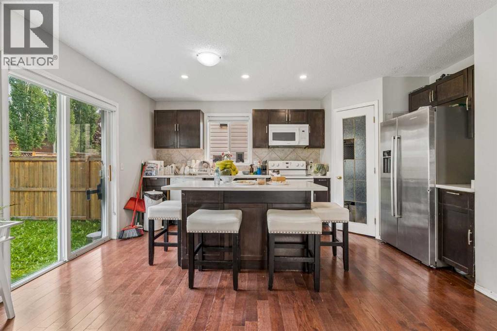 181 Tuscarora Place NW, Calgary, Alberta  T3L 2G1 - Photo 2 - A2336673