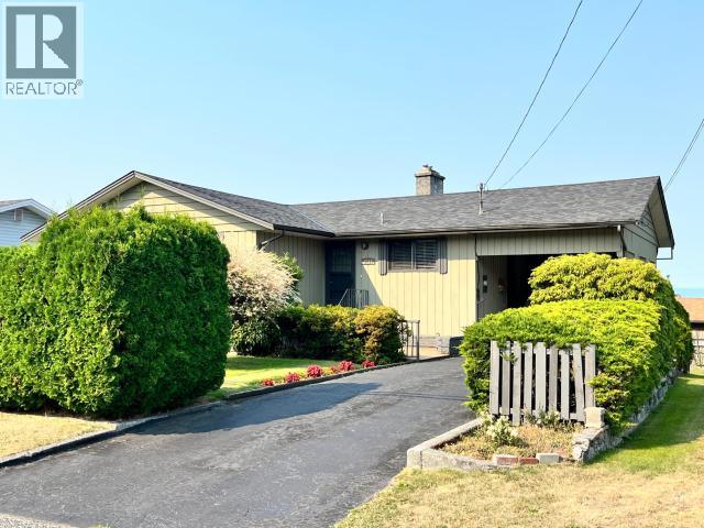 3763 SELKIRK AVE, Powell River, British Columbia