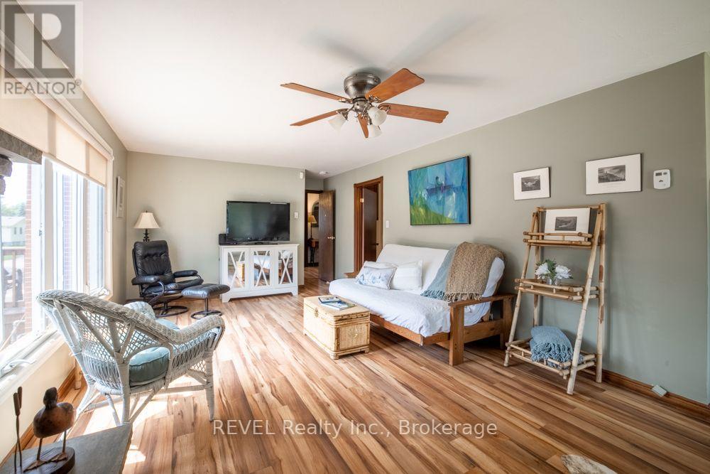 353 Oakwood Avenue, Fort Erie, Ontario  L0S 1B0 - Photo 11 - X13673664