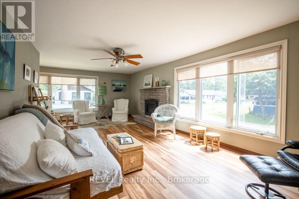 353 Oakwood Avenue, Fort Erie, Ontario  L0S 1B0 - Photo 13 - X13673664