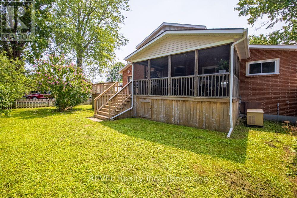 353 Oakwood Avenue, Fort Erie, Ontario  L0S 1B0 - Photo 18 - X13673664