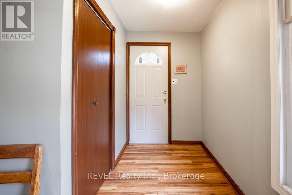 353 Oakwood Avenue, Fort Erie, Ontario  L0S 1B0 - Photo 8 - X13673664