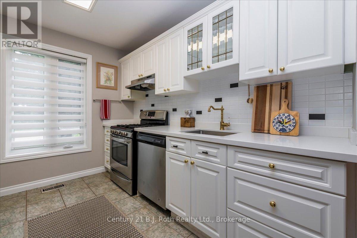 B7 - 22 Wasaga Woods Circle, Wasaga Beach, Ontario  L9Z 2N1 - Photo 11 - S13483042