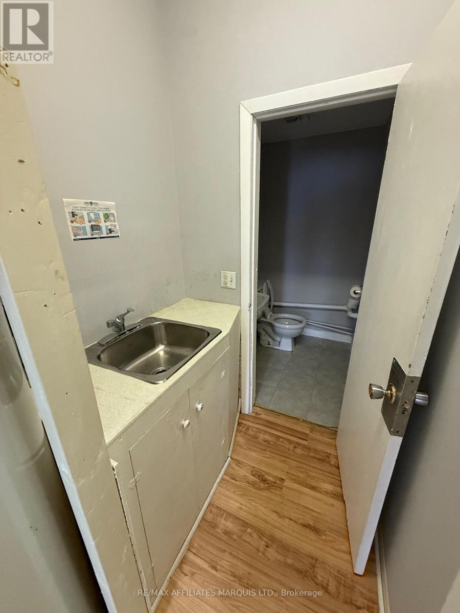 1118 Paul Street, Cornwall, Ontario K6H 2Y8 - Photo 4 - X12555466