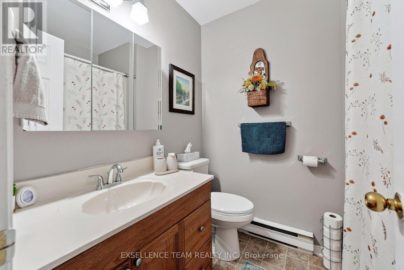 111 Glen Oaks Court, Cornwall, Ontario  K6H 7E6 - Photo 11 - X13673654