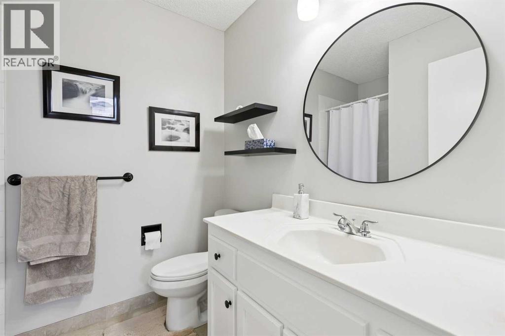 438 Sheep River Point, Okotoks, Alberta  T1S 1S3 - Photo 30 - A2336549