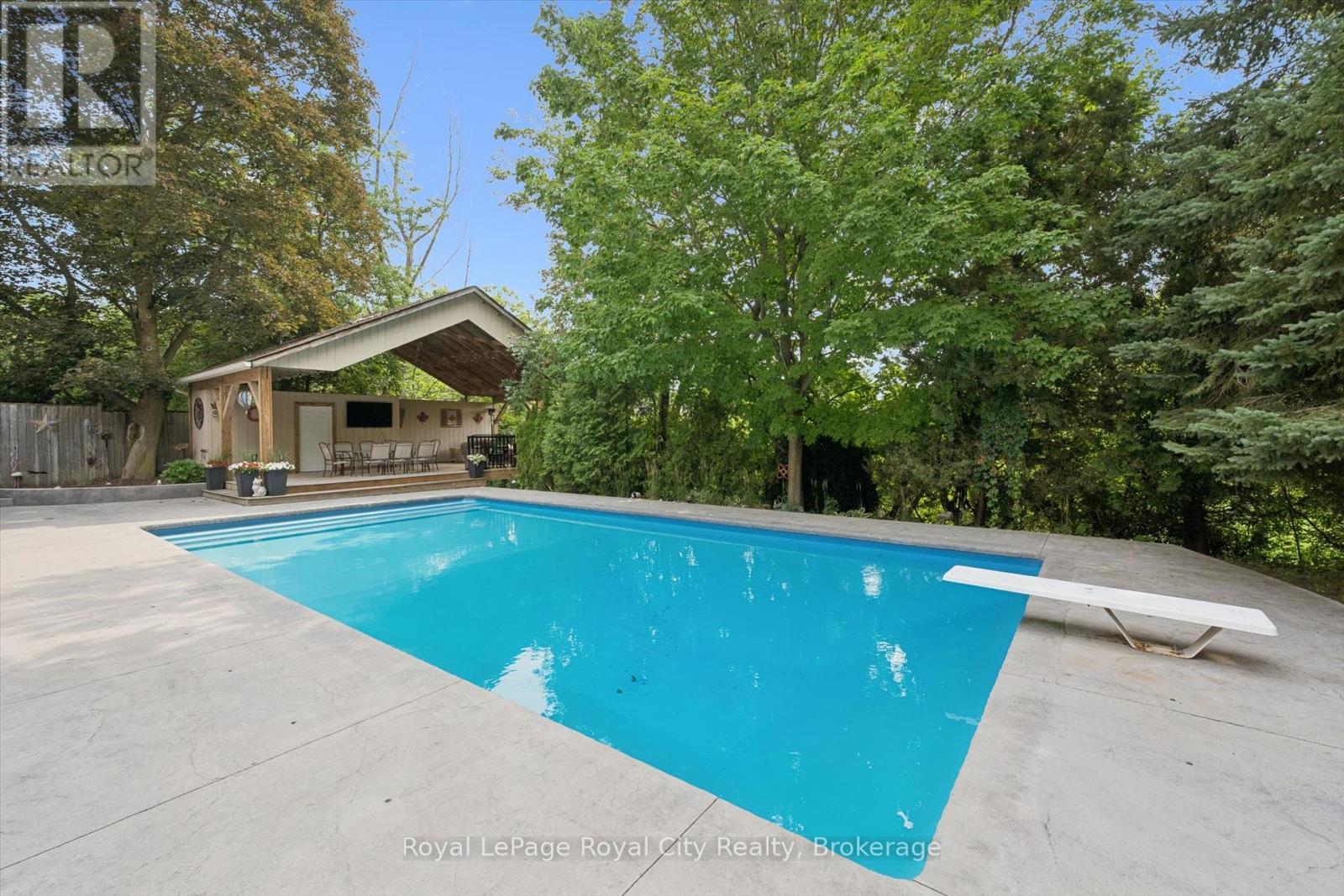 8 Berkley Place, Guelph, Ontario  N1E 1E6 - Photo 21 - X13673660