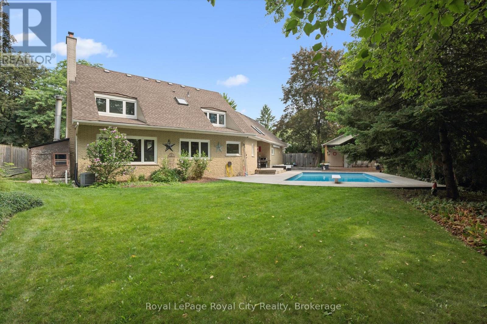 8 Berkley Place, Guelph, Ontario  N1E 1E6 - Photo 23 - X13673660