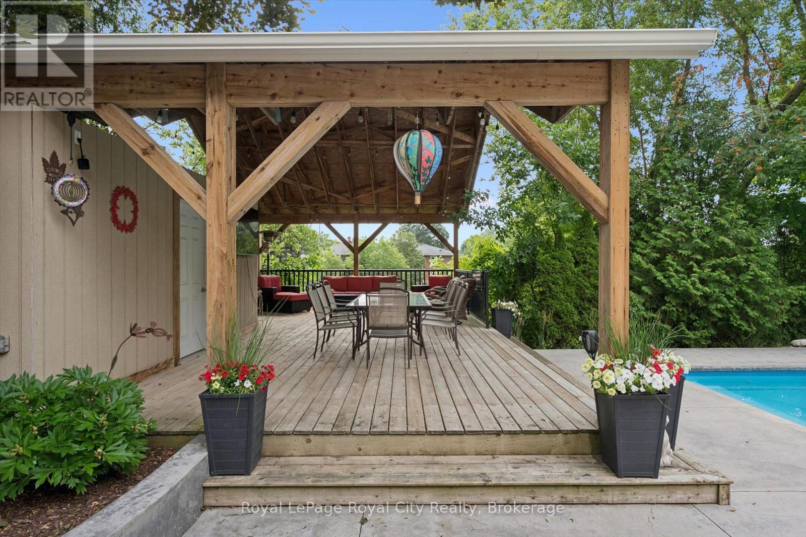 8 Berkley Place, Guelph, Ontario  N1E 1E6 - Photo 24 - X13673660