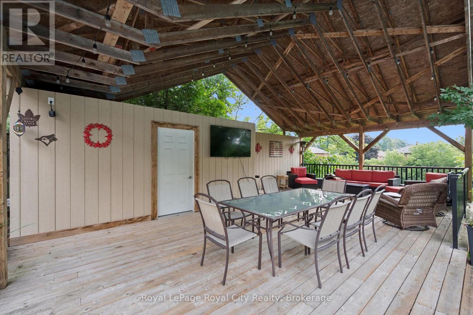 8 Berkley Place, Guelph, Ontario  N1E 1E6 - Photo 25 - X13673660