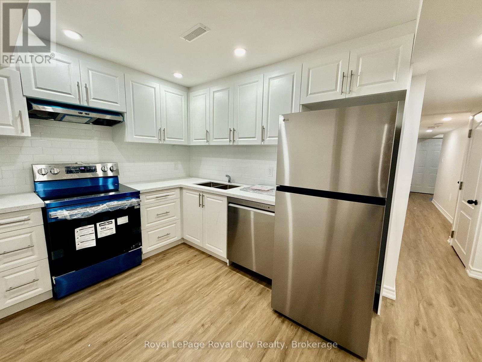 34 John Brabson Crescent, Guelph, Ontario  N1G 0G5 - Photo 1 - X13673746