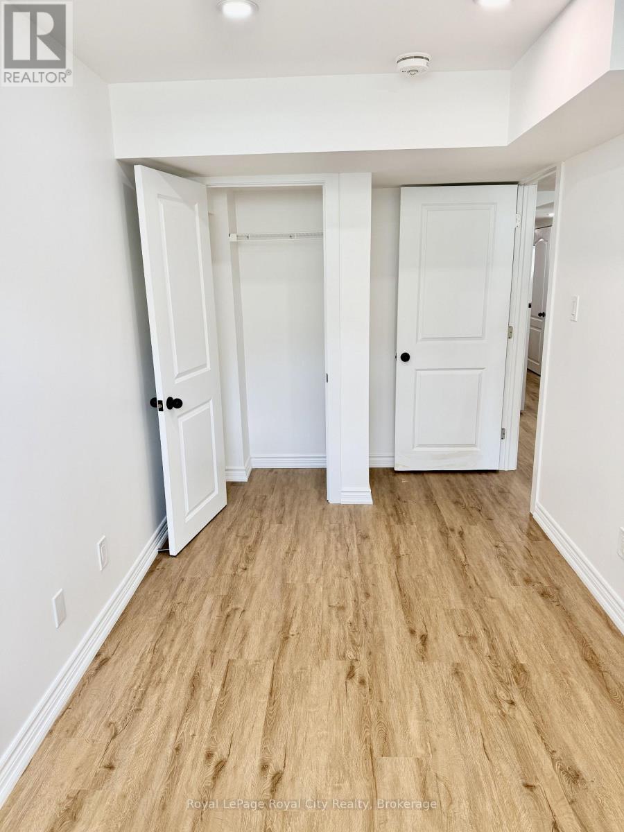 34 John Brabson Crescent, Guelph, Ontario  N1G 0G5 - Photo 6 - X13673746