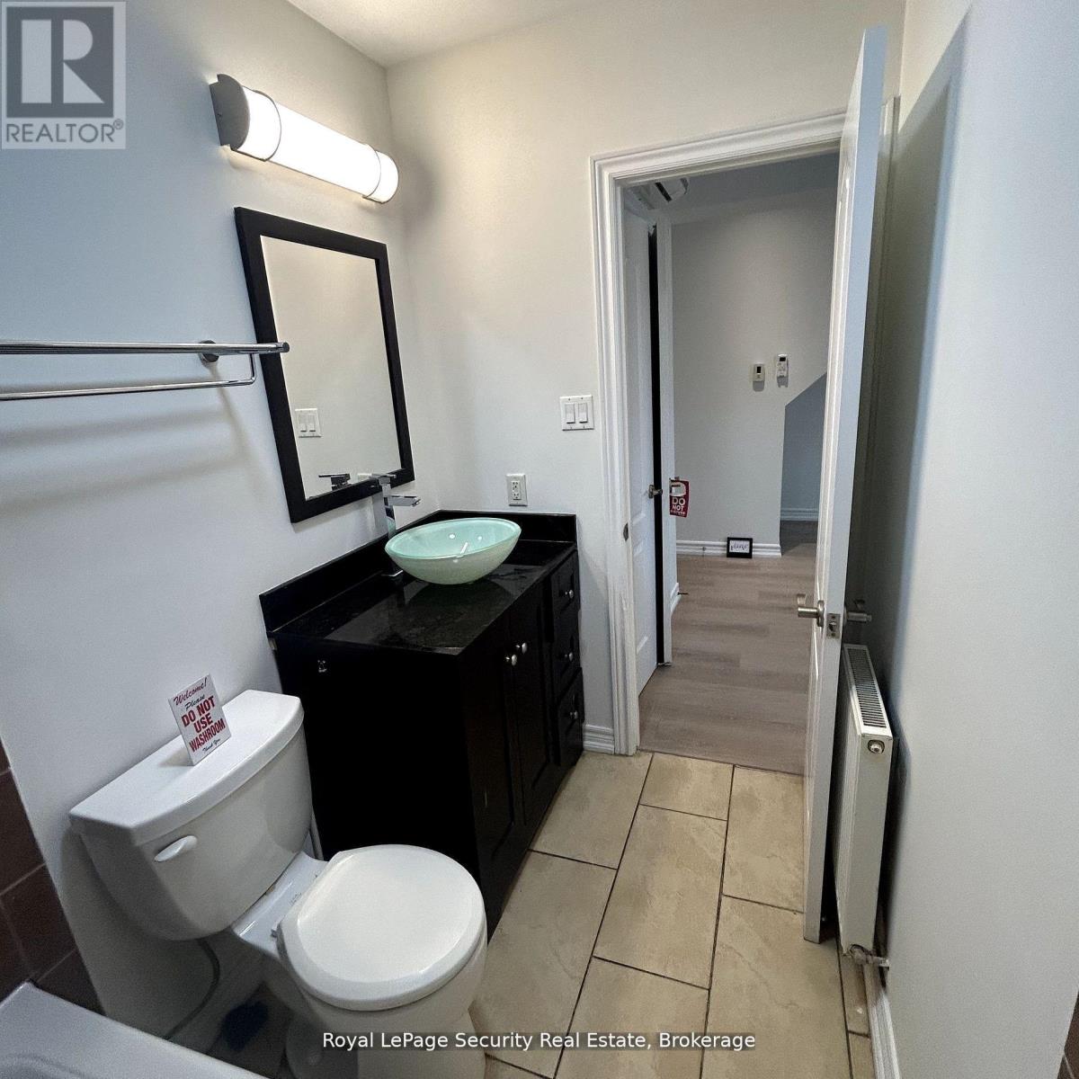 B - 13 Fisher Street, Toronto, Ontario  M6K 1V7 - Photo 20 - C13673734
