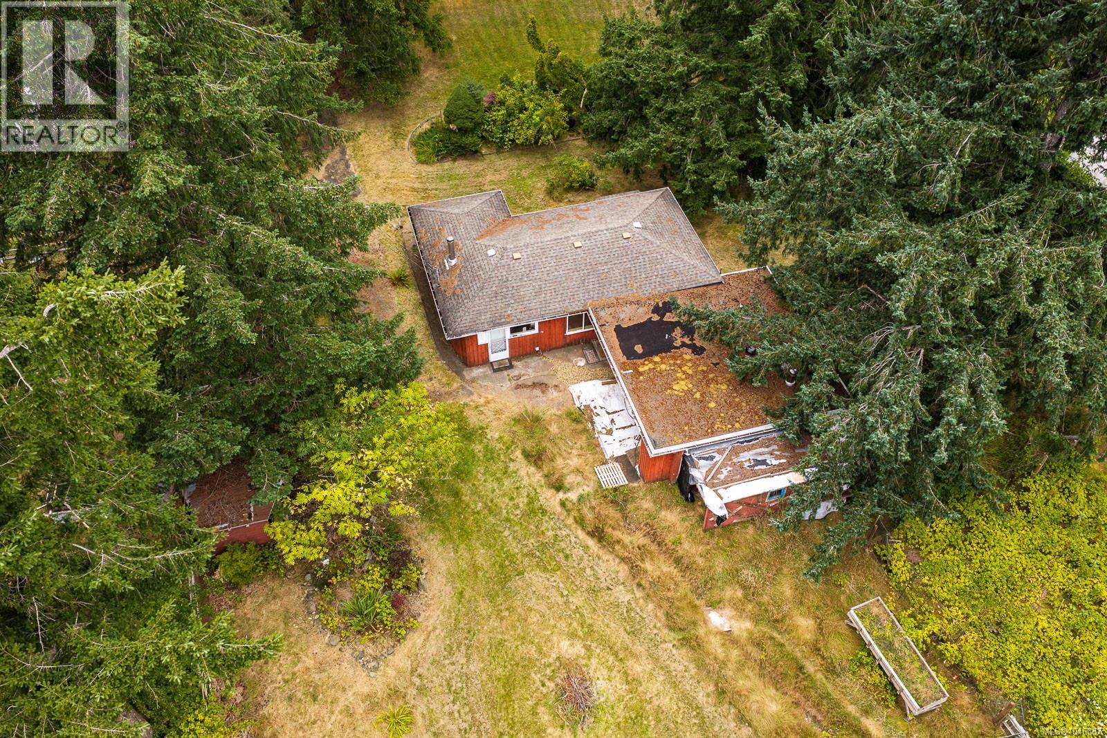 8808 Island Hwy N, Black Creek, British Columbia  V9J 1K5 - Photo 34 - 1046887