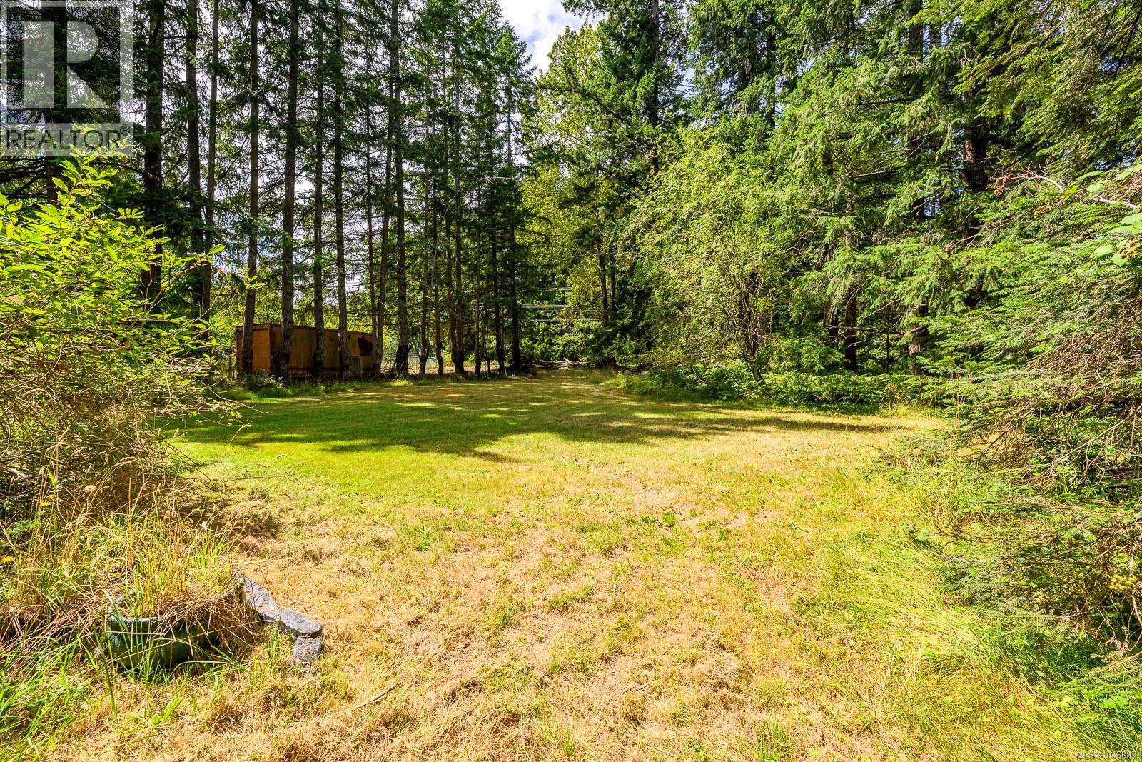 8808 Island Hwy N, Black Creek, British Columbia  V9J 1K5 - Photo 7 - 1046887