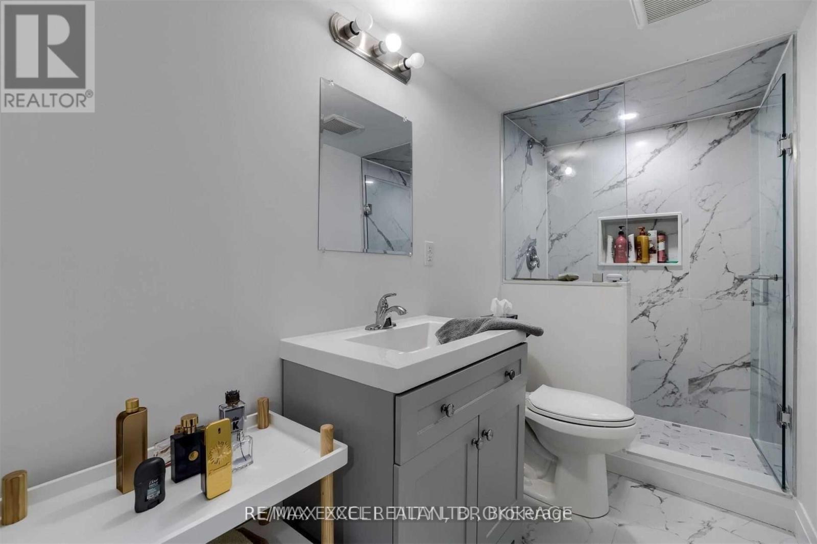 10 Pondmede Crescent, Whitchurch-Stouffville, Ontario  L4A 0E2 - Photo 20 - N13673638