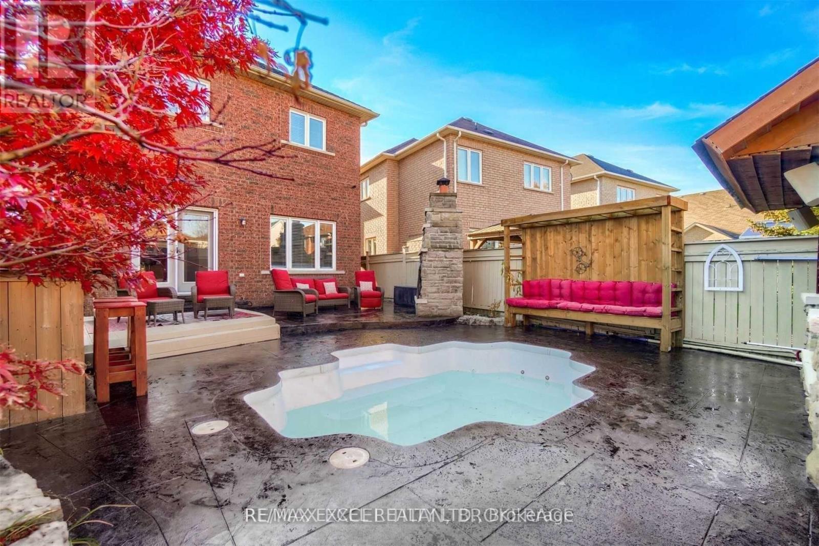 10 Pondmede Crescent, Whitchurch-Stouffville, Ontario  L4A 0E2 - Photo 23 - N13673638