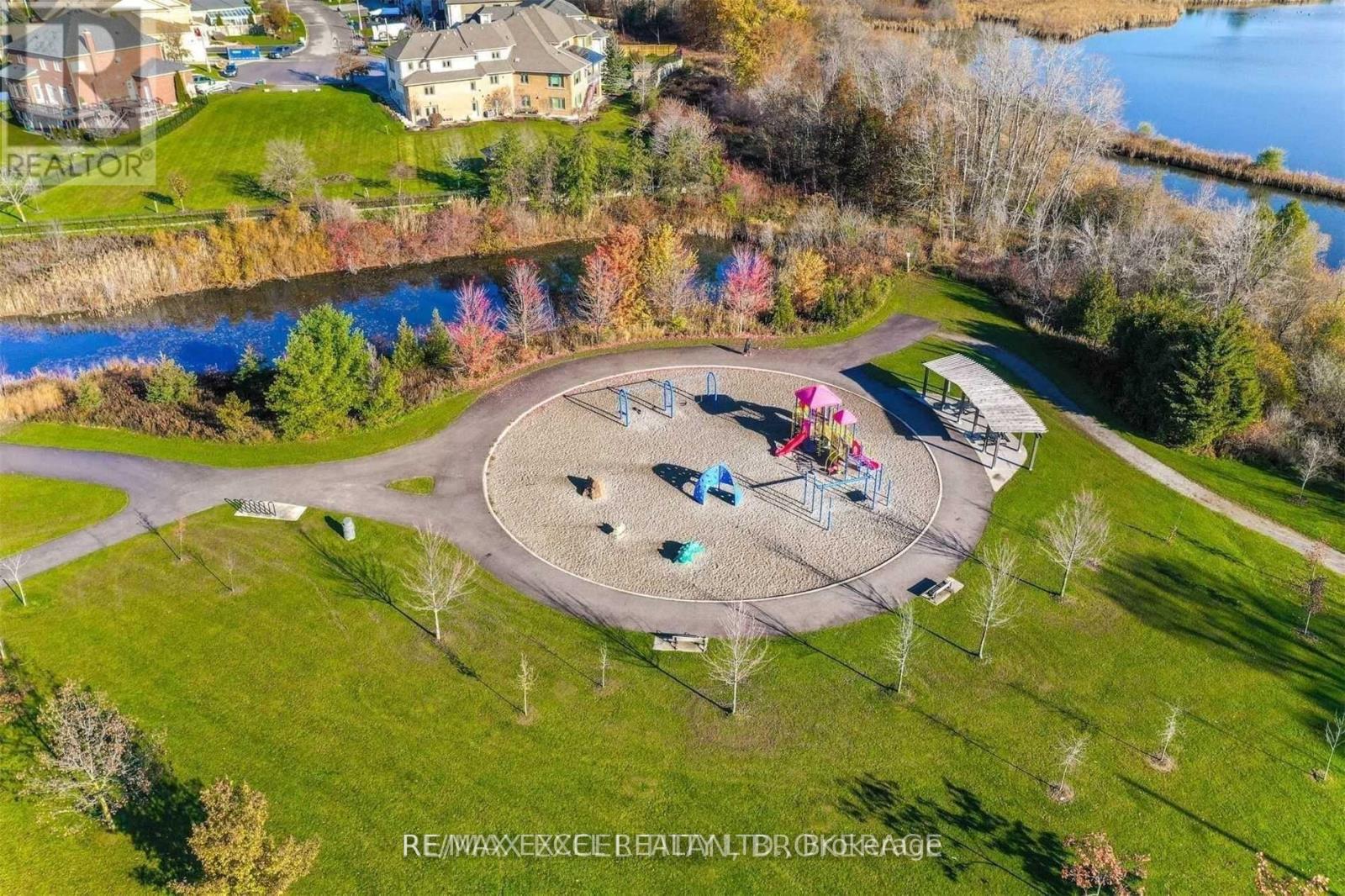 10 Pondmede Crescent, Whitchurch-Stouffville, Ontario  L4A 0E2 - Photo 26 - N13673638