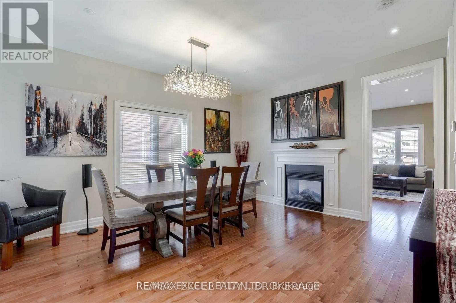 10 PONDMEDE CRESCENT