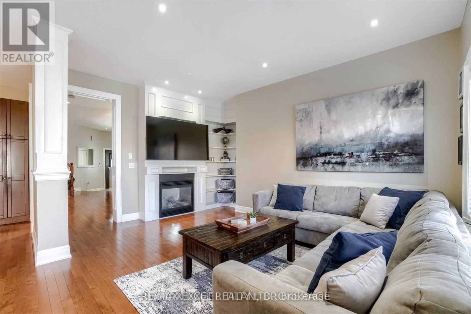 10 Pondmede Crescent, Whitchurch-Stouffville, Ontario  L4A 0E2 - Photo 6 - N13673638