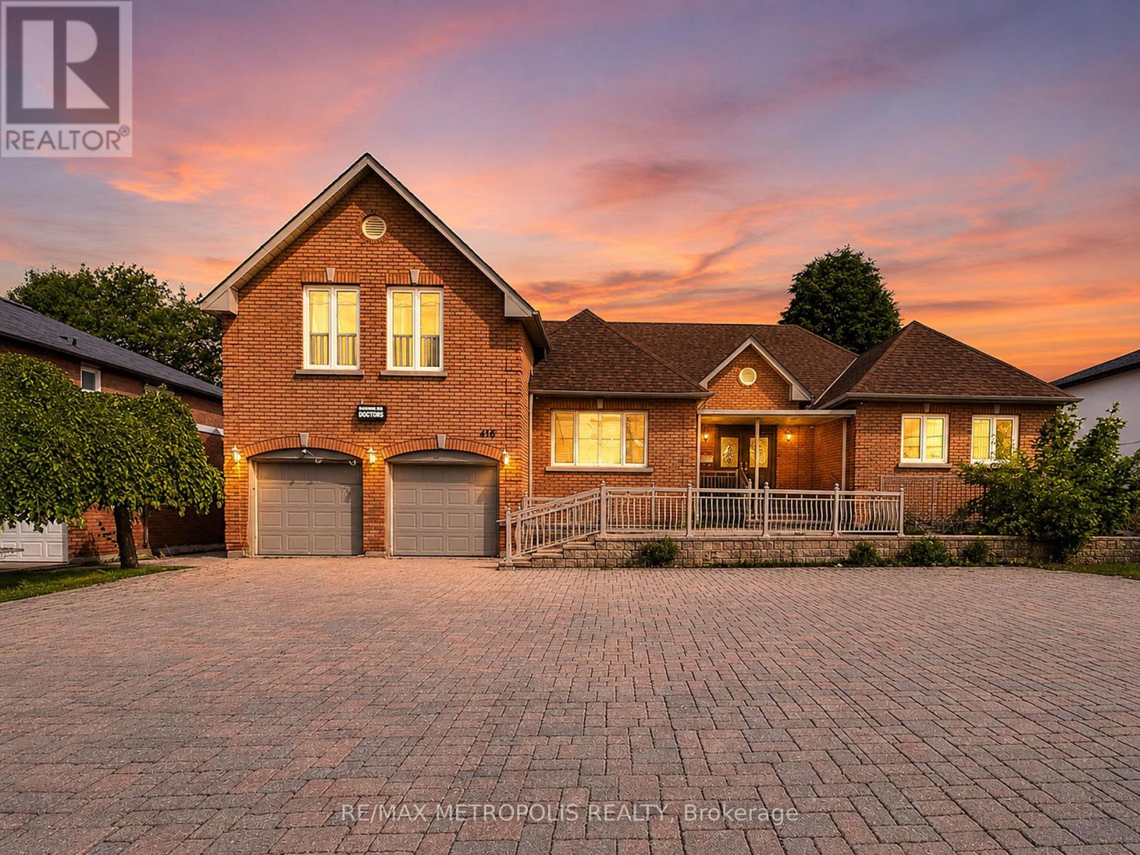 416 ELGIN MILLS ROAD W, Richmond Hill, Ontario