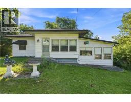 698 YORK Road, Dundas, Ontario