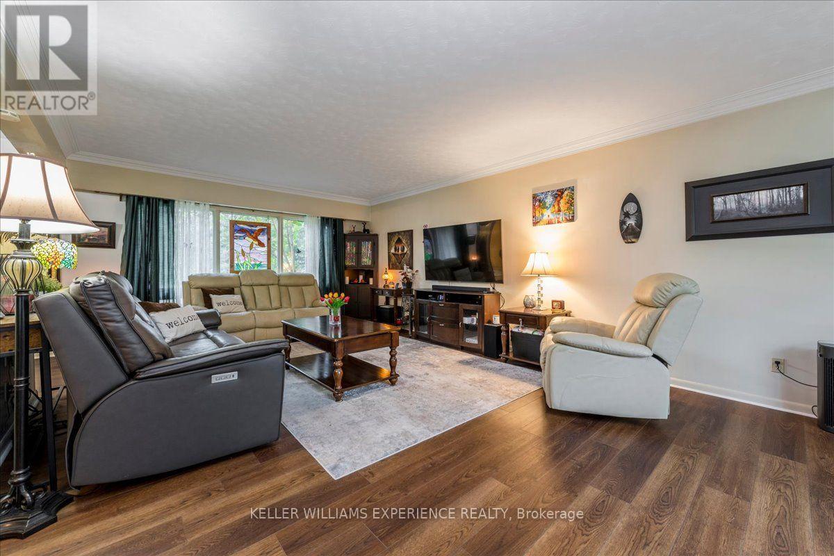 298 Seventh Street, Midland, Ontario  L4R 3Z9 - Photo 6 - S13673650