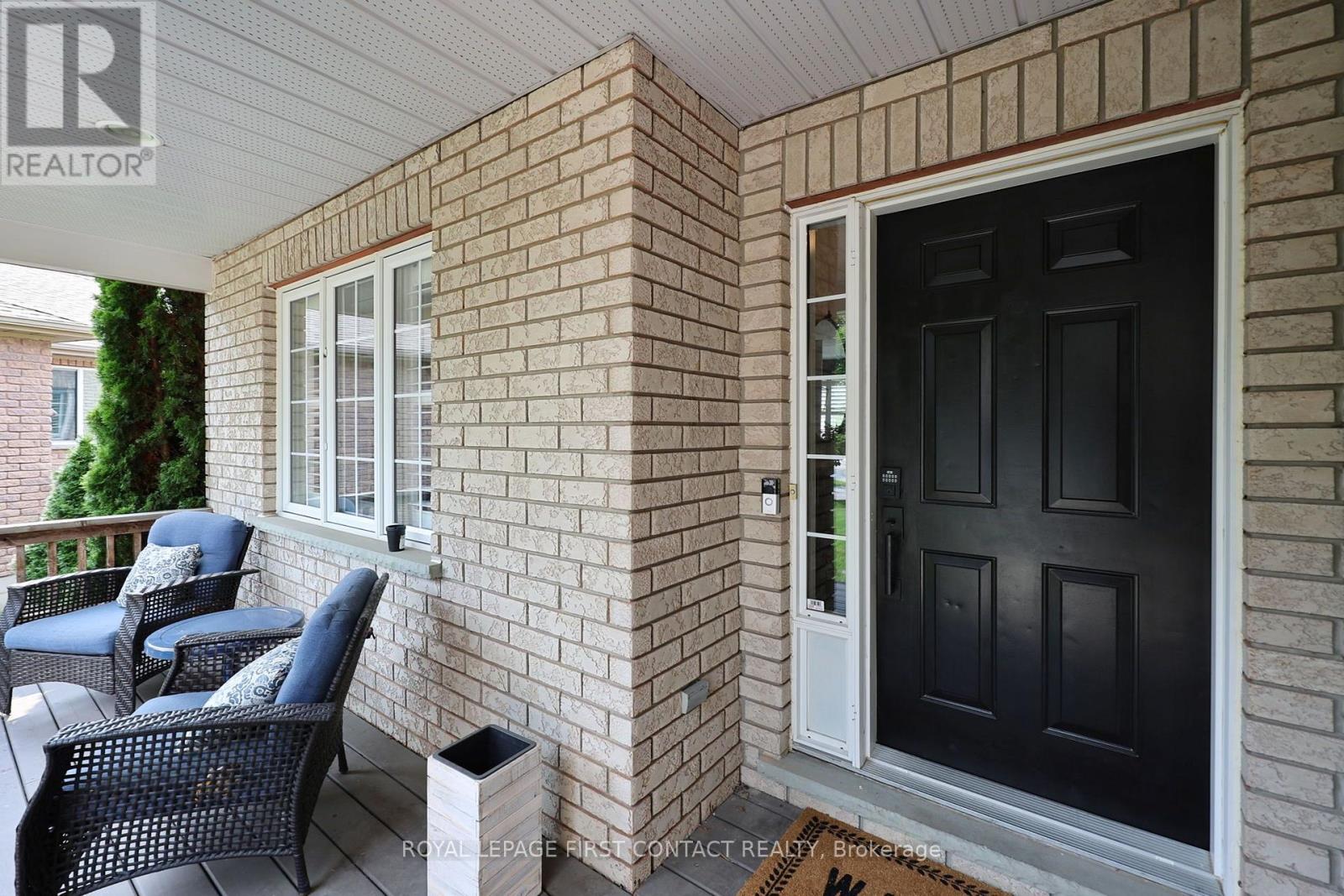 14 Hunter Court, Springwater (Elmvale), Ontario  L0L 1P0 - Photo 4 - S13673678
