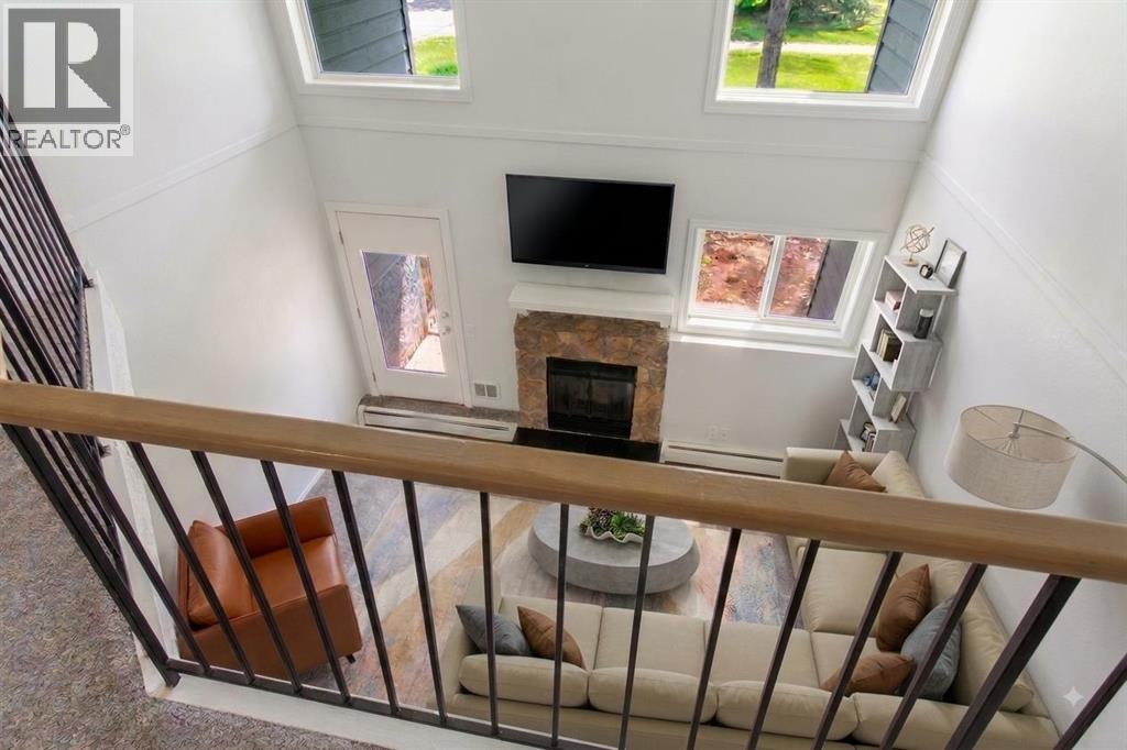 4172, 90 Glamis Drive SW, Calgary, Alberta  T3E 6T8 - Photo 4 - A2325965