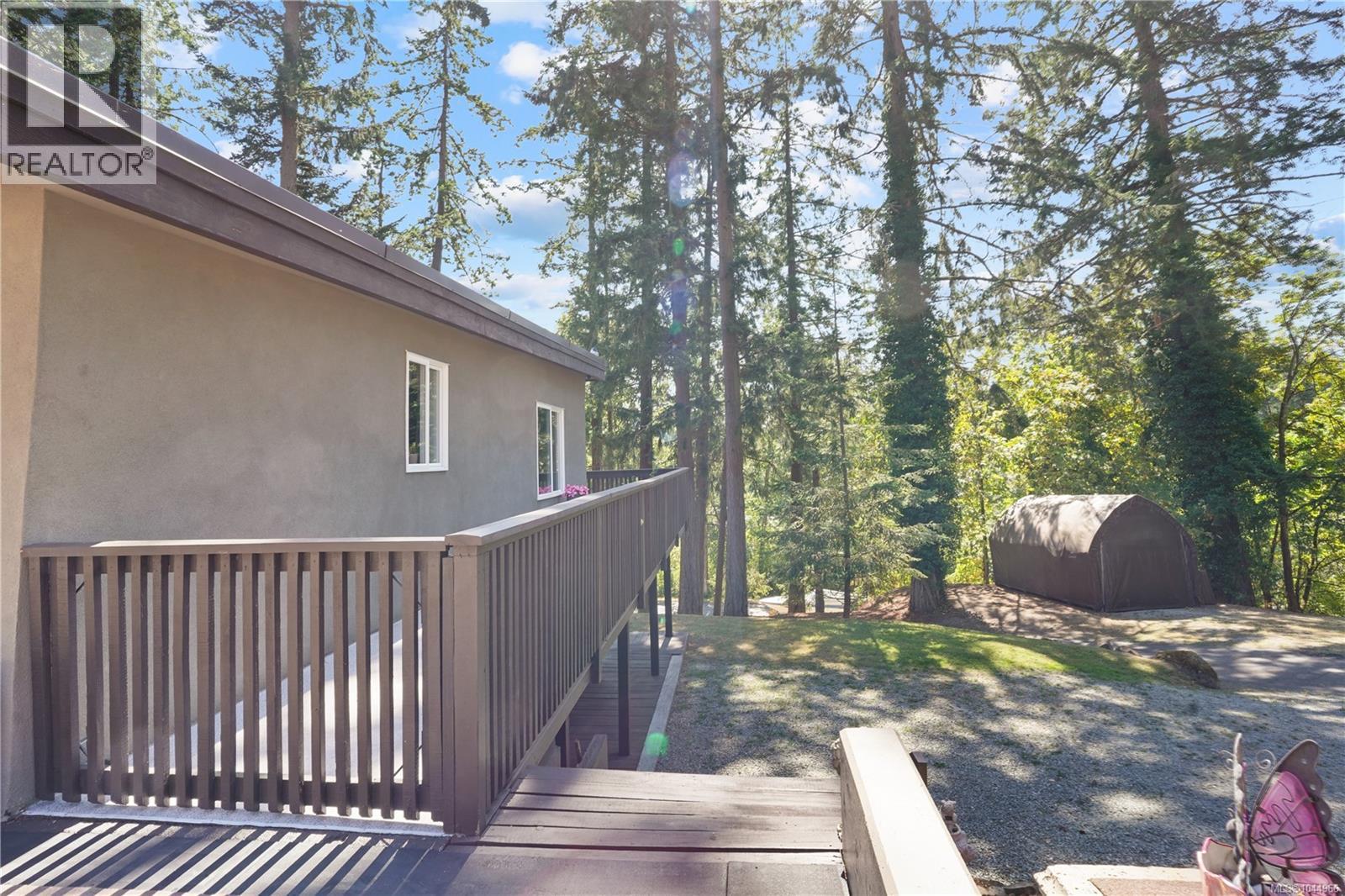 1084 Tatlow Rd, North Saanich, British Columbia  V8L 5P3 - Photo 31 - 1044966