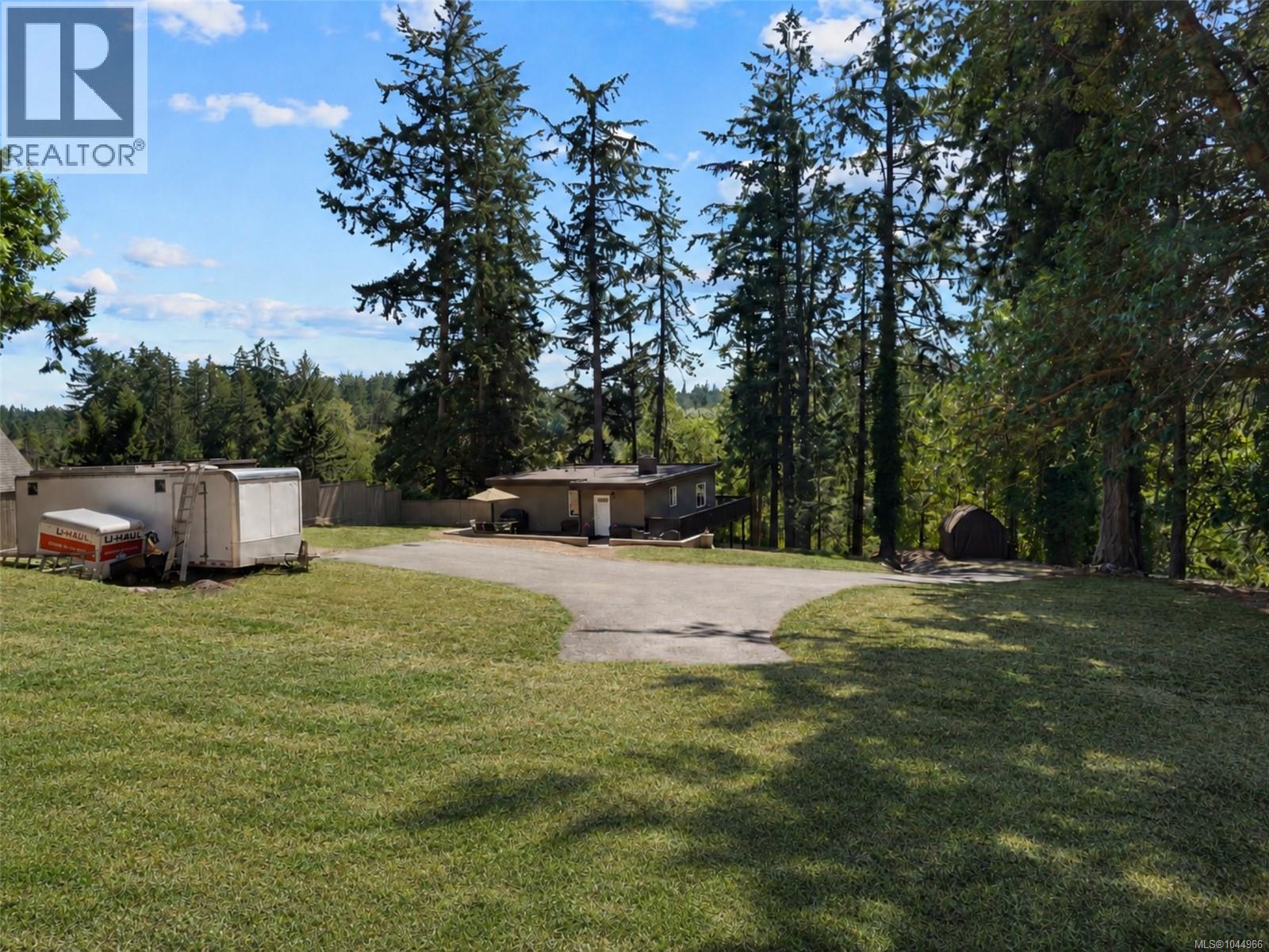 1084 Tatlow Rd, North Saanich, British Columbia  V8L 5P3 - Photo 41 - 1044966