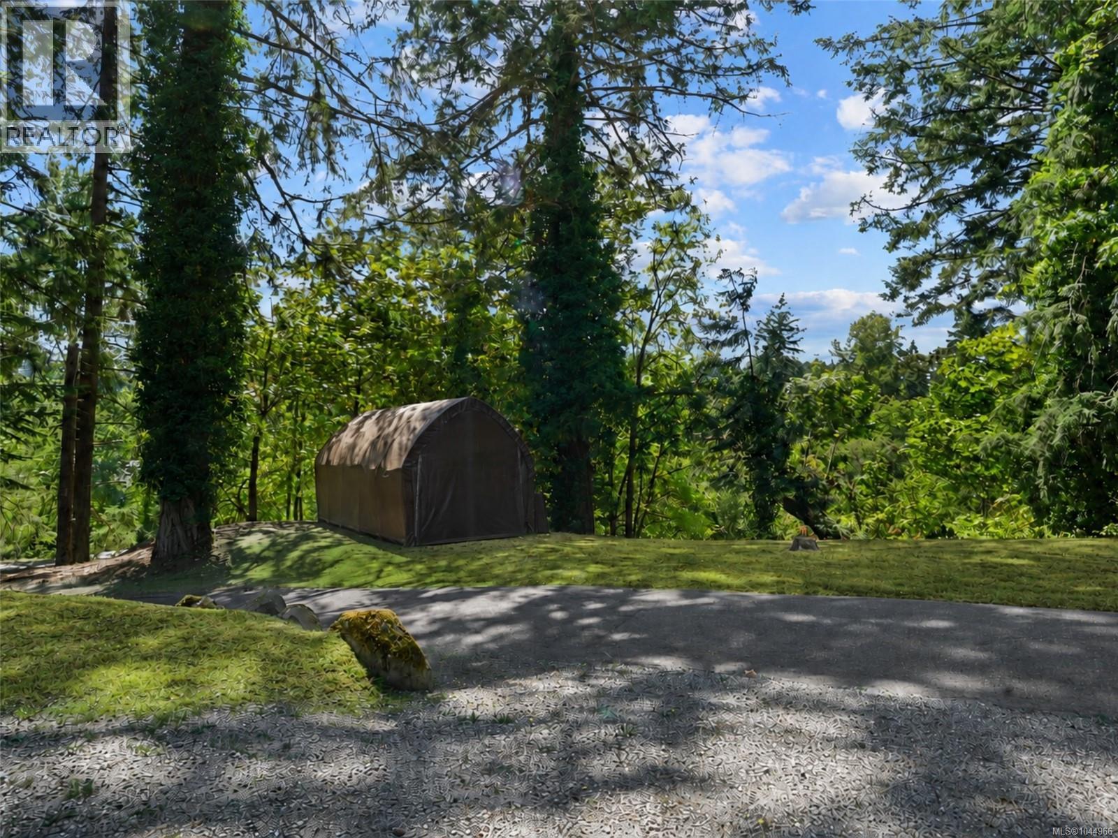 1084 Tatlow Rd, North Saanich, British Columbia  V8L 5P3 - Photo 43 - 1044966
