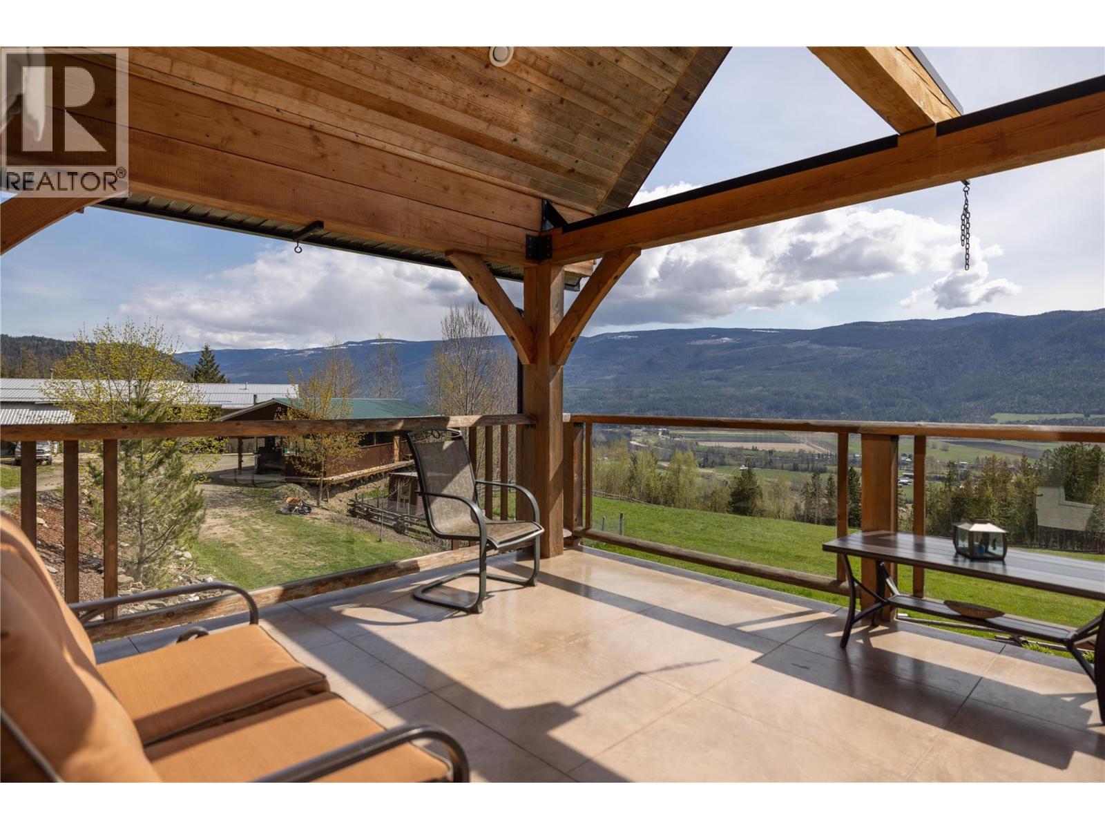 310 Grandview Bench Road, Grindrod, British Columbia  V0E 1Y0 - Photo 16 - 10397780