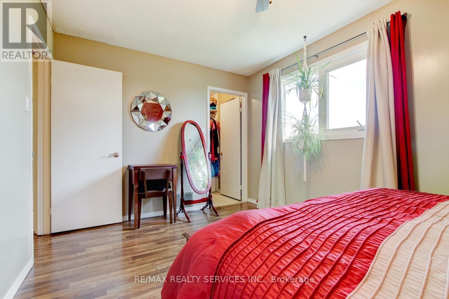 16 Cavalier Court, Brampton, Ontario  L6V 3K6 - Photo 24 - W13673674