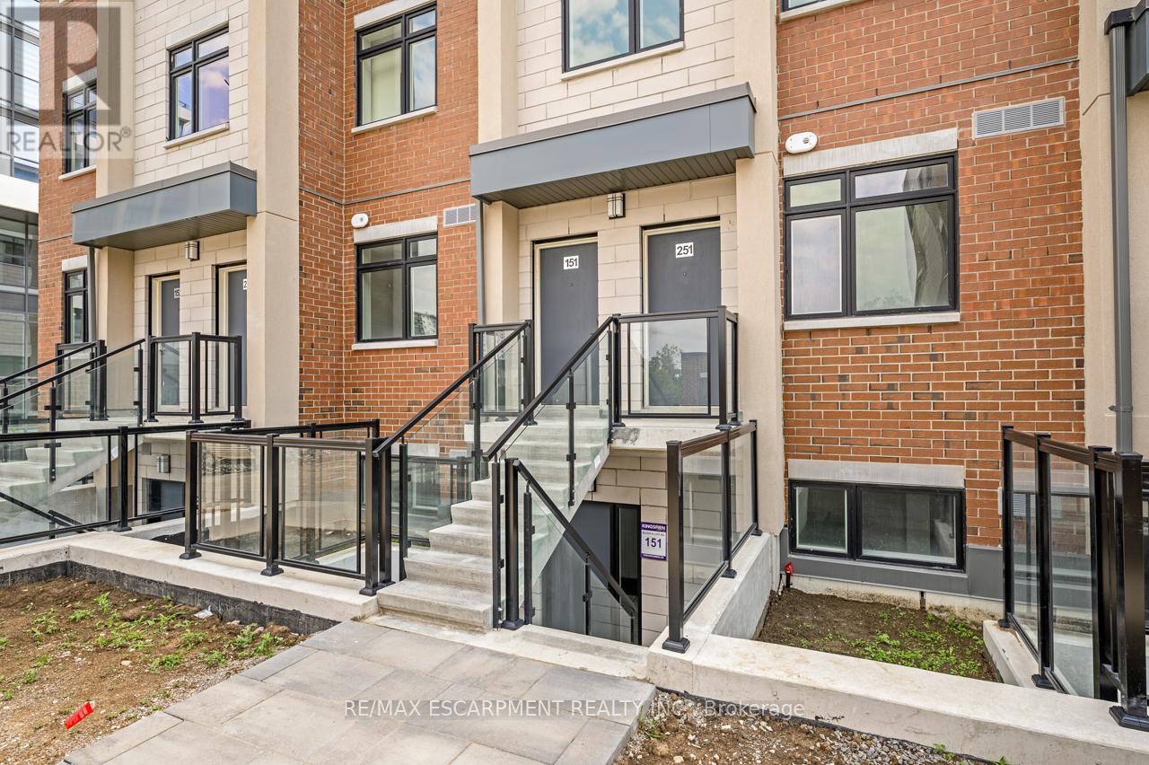 251 - 1075 Douglas Mccurdy Common, Mississauga, Ontario  L5G 0C6 - Photo 4 - W13673708