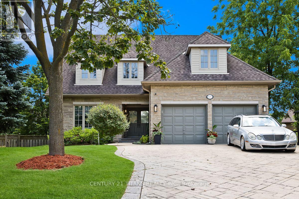 1692 Baymill Court, Mississauga, Ontario  L5M 4M5 - Photo 4 - W13673726