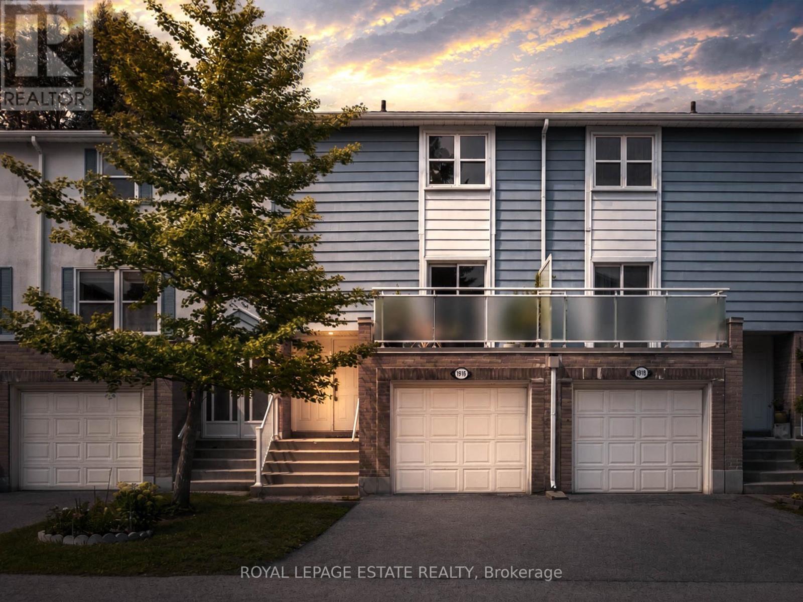1916 JOHN STREET, Markham, Ontario