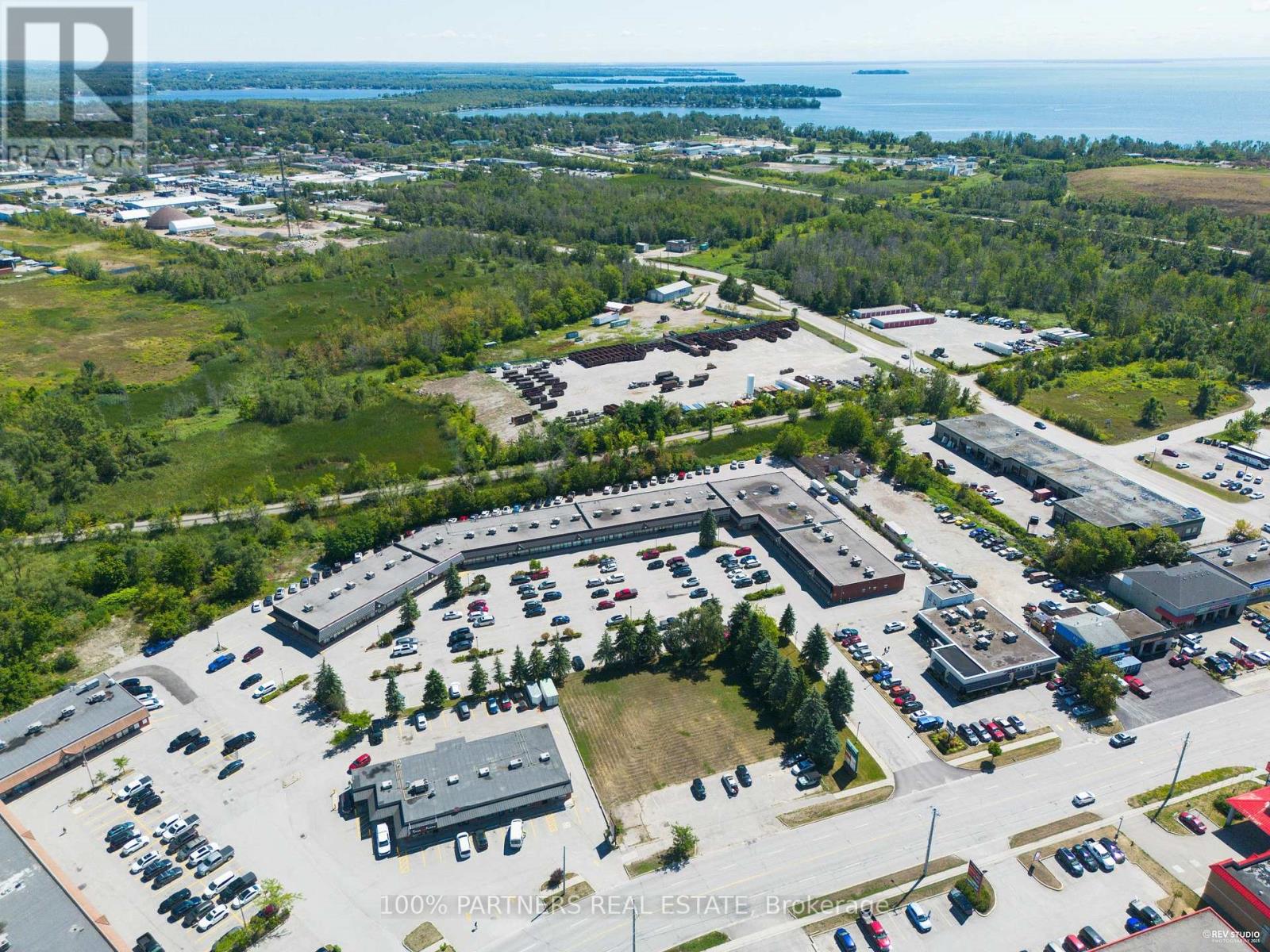 208 & 210 MEMORIAL AVENUE, Orillia, Ontario