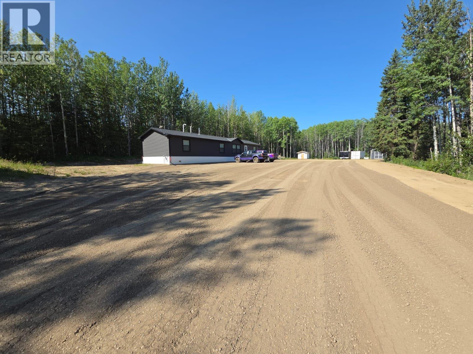 3593 West Hayward Road, Chetwynd, British Columbia  V0C 1J0 - Photo 39 - 10360538