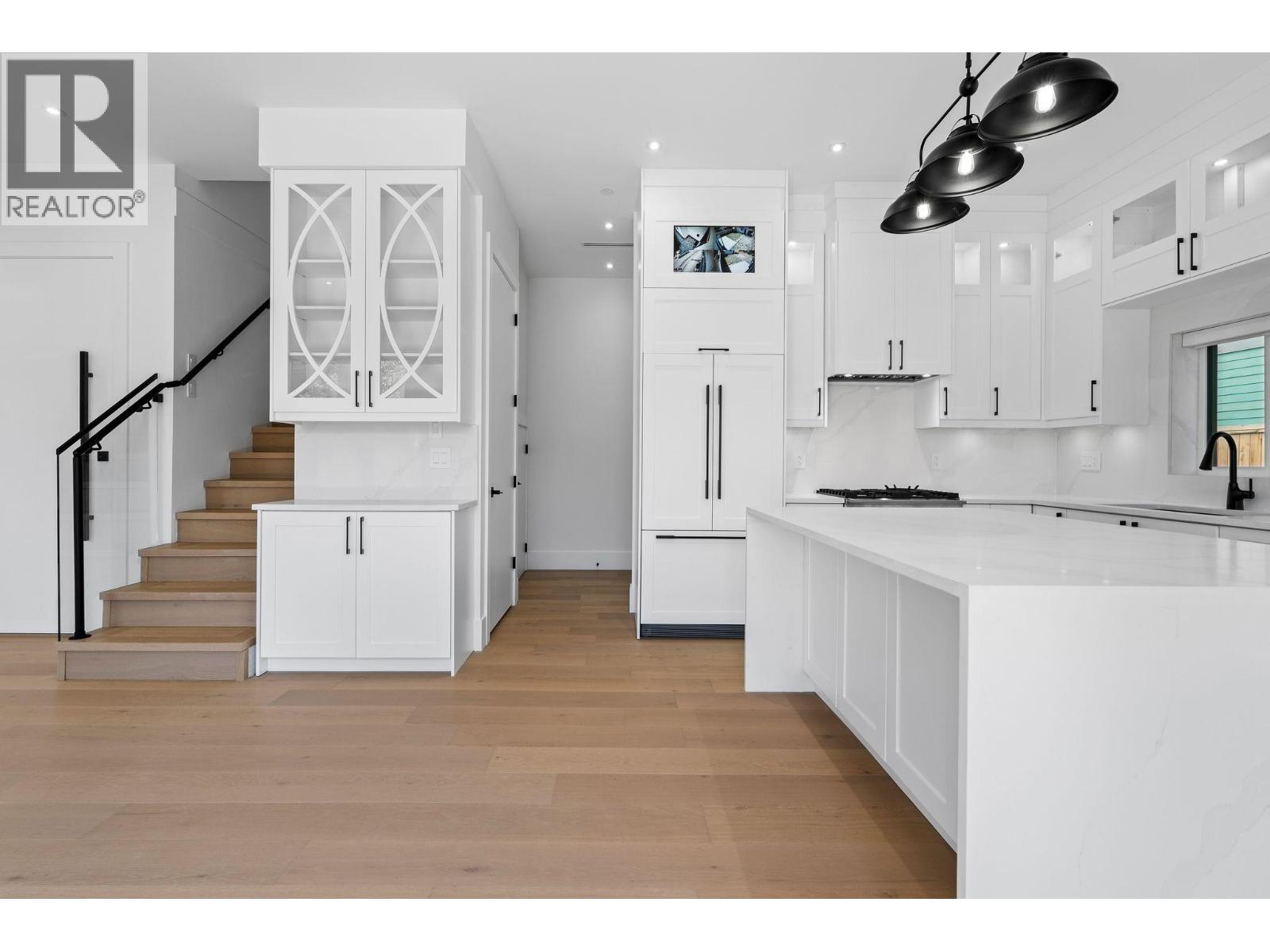 2 4463 Walden Street, Vancouver, British Columbia  V5V 3S4 - Photo 12 - R3155374