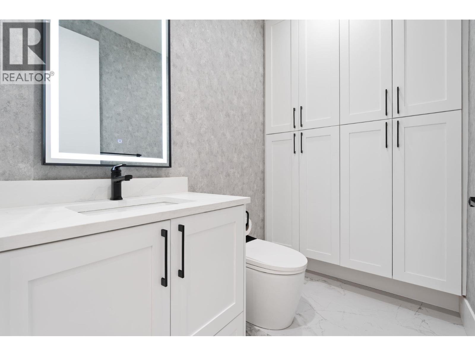 2 4463 Walden Street, Vancouver, British Columbia  V5V 3S4 - Photo 13 - R3155374