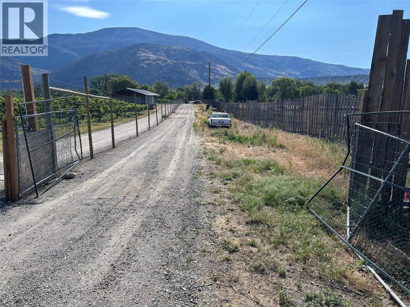 7561 Highway 97, Oliver, British Columbia  V0H 1T5 - Photo 5 - 10396173