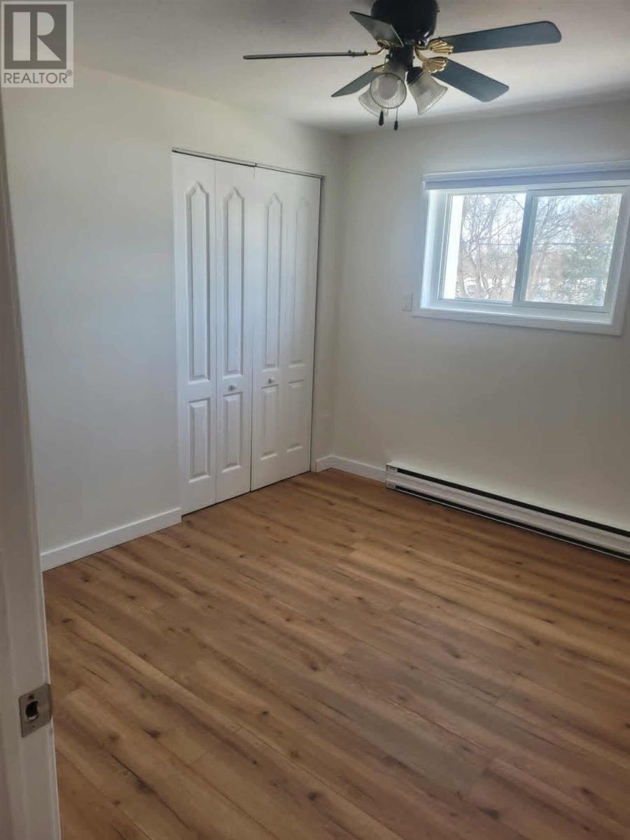 186 Albert St W, Sault Ste. Marie, Ontario  P6A 1B4 - Photo 17 - SM261196